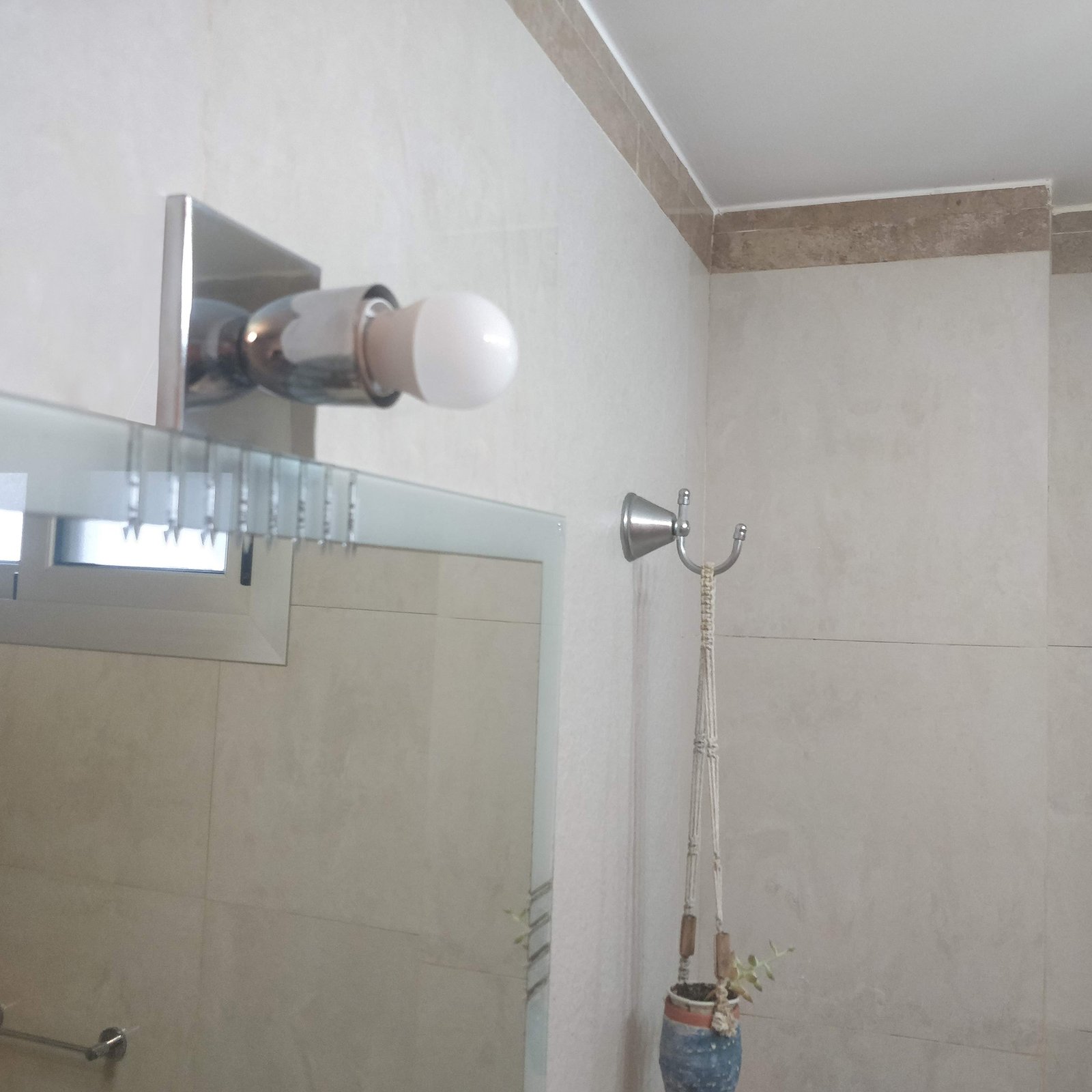 Camarin1LBaseCuadradaCromado3