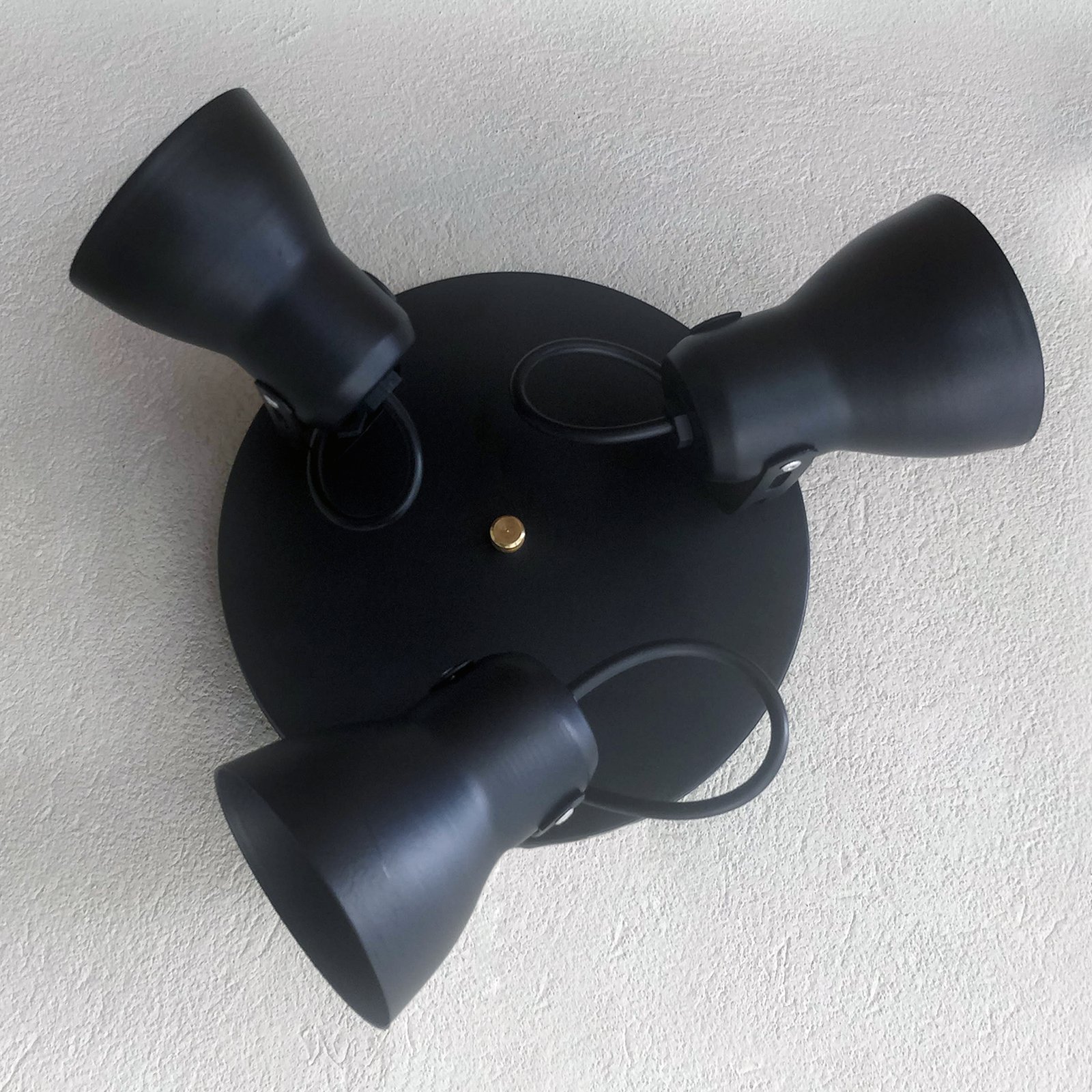 Economico3LBaseRedondaNegro