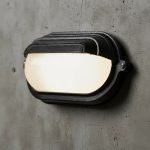 Difusor Ovalado Fundición Aluminio Visera Y Vidrio Satinado